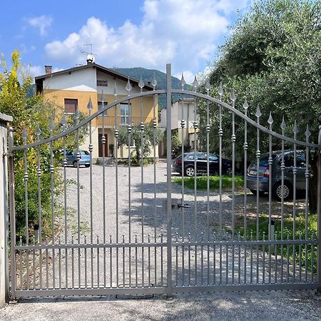 Colibri Bed & Breakfast Salo Exterior photo